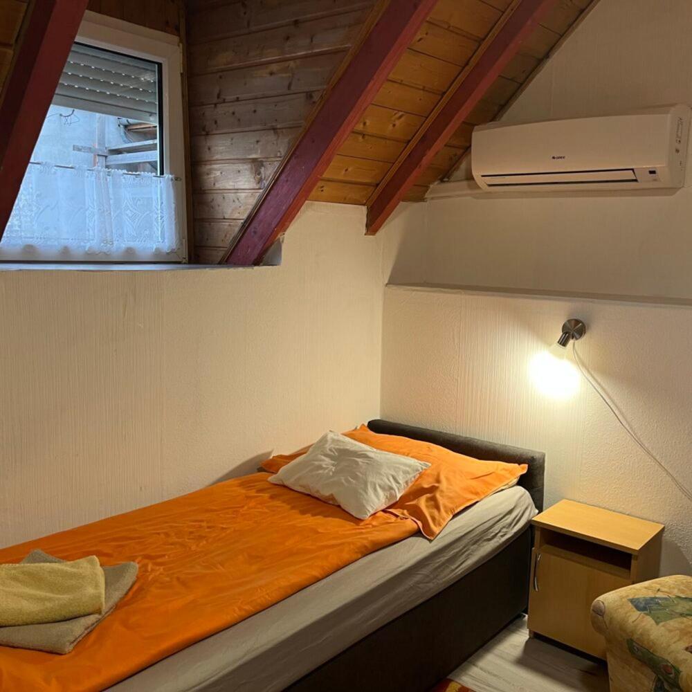 Bed and Breakfast Lenzl'S Panzio Szigetvár Zewnętrze zdjęcie