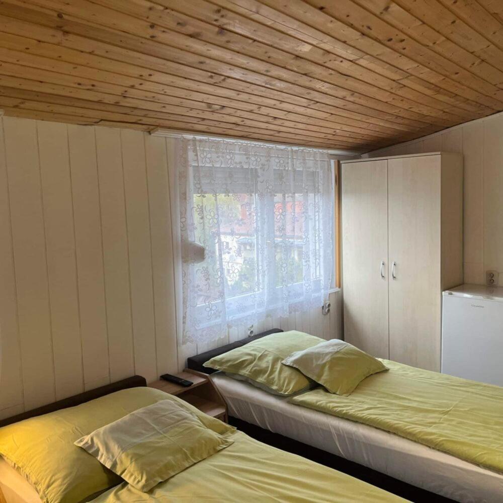 Bed and Breakfast Lenzl'S Panzio Szigetvár Zewnętrze zdjęcie