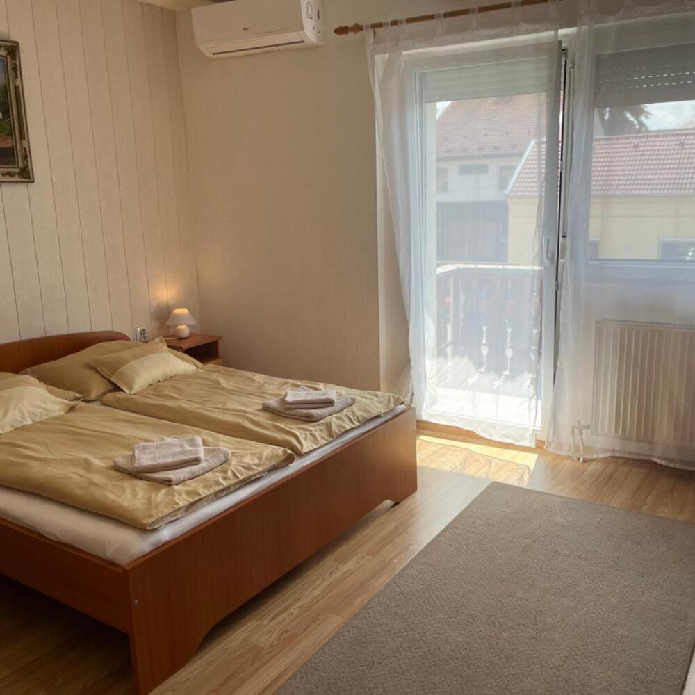 Bed and Breakfast Lenzl'S Panzio Szigetvár Zewnętrze zdjęcie