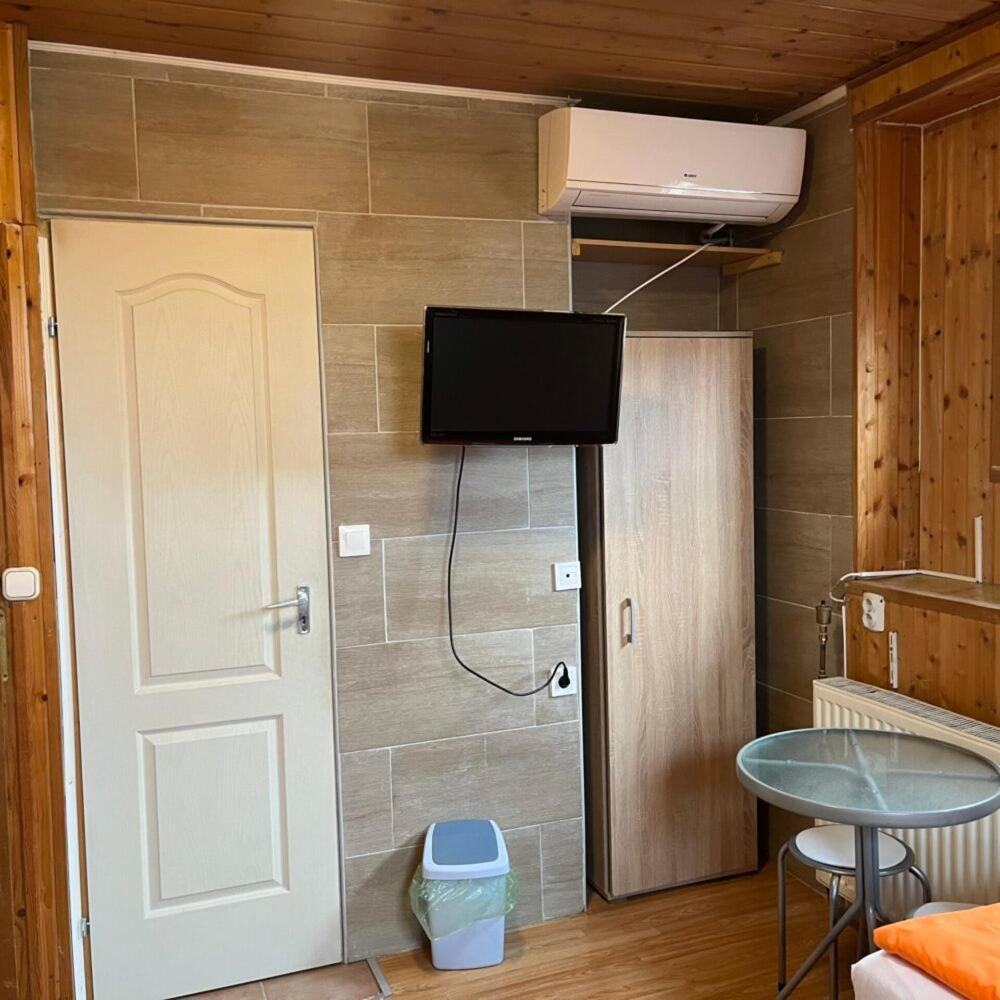 Bed and Breakfast Lenzl'S Panzio Szigetvár Zewnętrze zdjęcie